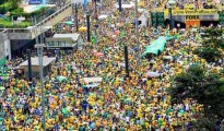 brasil-marcha-renuncia-dilma-rousseff-2015